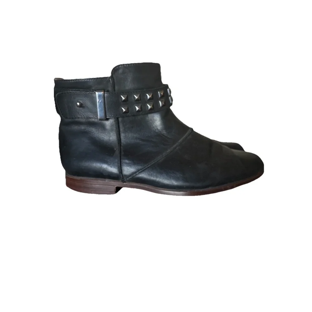 Earthies Womens 7 B Black Leather Ankle Boot Strap Studded Moto Goth 90s‎ Whimsy